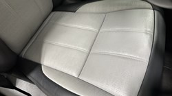 2022 (72) LAND ROVER RANGE ROVER EVOQUE 2.0 D200 R-Dynamic HSE 5dr Auto 5185101