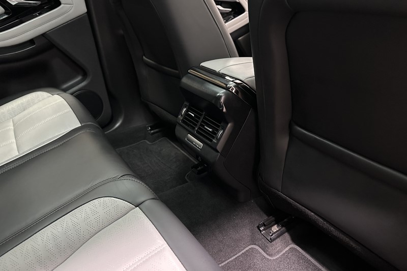 2022 (72) LAND ROVER RANGE ROVER EVOQUE 2.0 D200 R-Dynamic HSE 5dr Auto 5185095