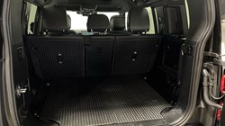 2023 (23) LAND ROVER DEFENDER 3.0 D300 X-Dynamic HSE 110 5dr Auto 5283543