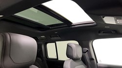 2023 (23) LAND ROVER DEFENDER 3.0 D300 X-Dynamic HSE 110 5dr Auto 5283518