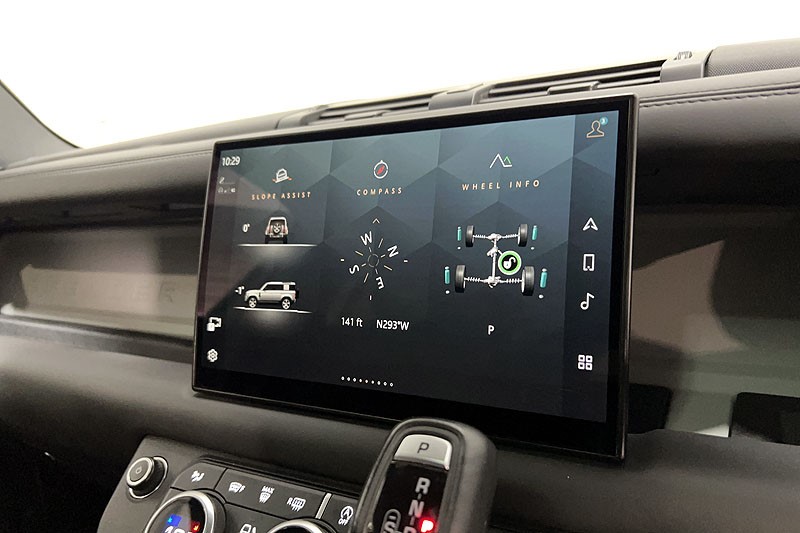 2023 (23) LAND ROVER DEFENDER 3.0 D300 X-Dynamic HSE 110 5dr Auto 5283527