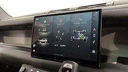 2023 (23) LAND ROVER DEFENDER 3.0 D300 X-Dynamic HSE 110 5dr Auto 5283527