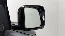 2023 (23) LAND ROVER DEFENDER 3.0 D300 X-Dynamic HSE 110 5dr Auto 5283513