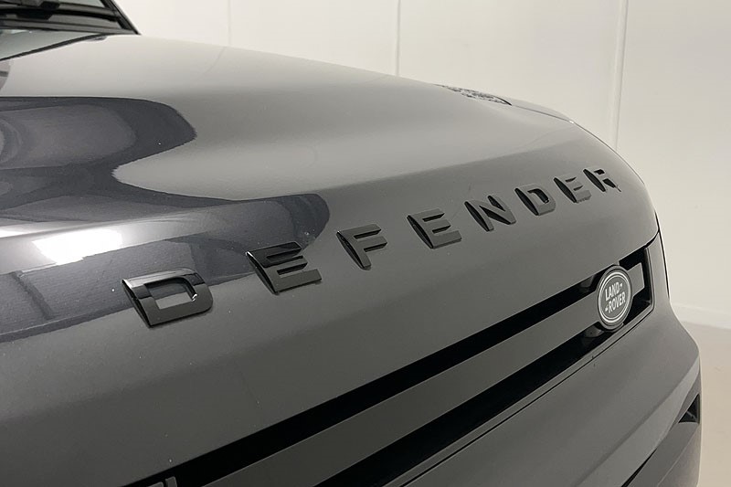 2023 (23) LAND ROVER DEFENDER 3.0 D300 X-Dynamic HSE 110 5dr Auto 5283557