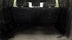 2023 (23) LAND ROVER DEFENDER 3.0 D300 X-Dynamic HSE 110 5dr Auto 5283544