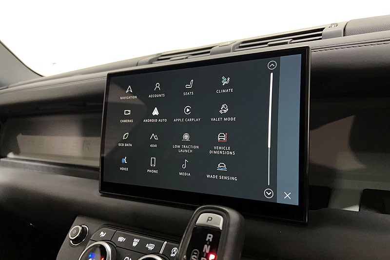 2023 (23) LAND ROVER DEFENDER 3.0 D300 X-Dynamic HSE 110 5dr Auto 5283531