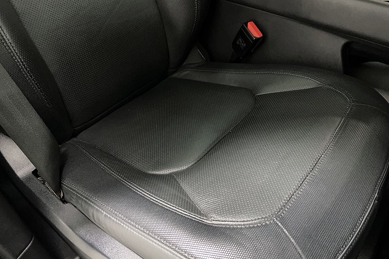 2023 (23) LAND ROVER DEFENDER 3.0 D300 X-Dynamic HSE 110 5dr Auto 5283515