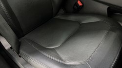 2023 (23) LAND ROVER DEFENDER 3.0 D300 X-Dynamic HSE 110 5dr Auto 5283515