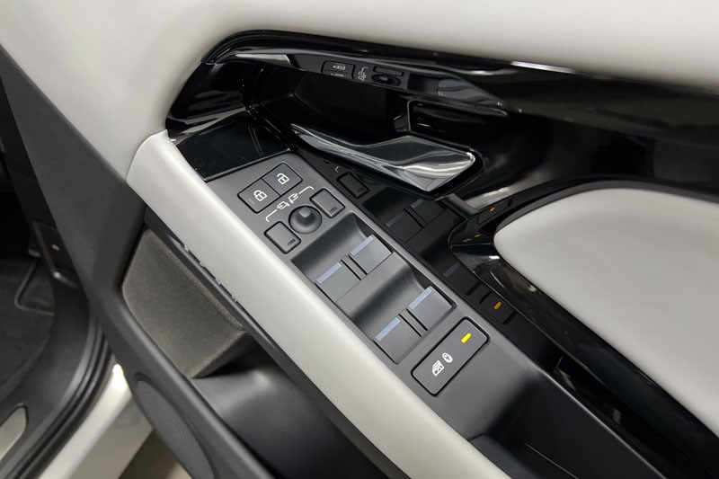 2025 (75) LAND ROVER RANGE ROVER EVOQUE 1.5 P270e Autobiography 5dr Auto [Revised] 5189792