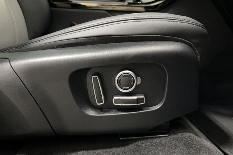 2025 (75) LAND ROVER RANGE ROVER EVOQUE 1.5 P270e Autobiography 5dr Auto [Revised] 5189795