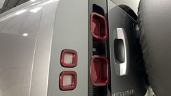 2022 (22) LAND ROVER DEFENDER 2.0 P400e X-Dynamic SE 110 5dr Auto 5200683