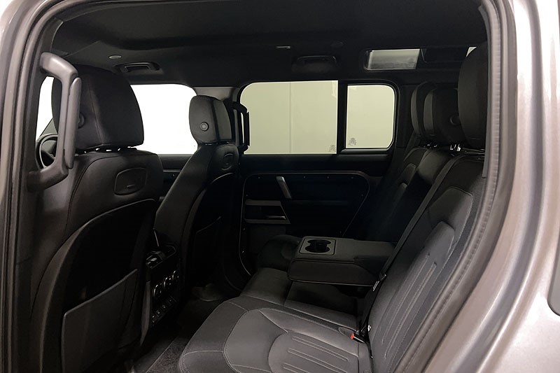 2022 (22) LAND ROVER DEFENDER 2.0 P400e X-Dynamic SE 110 5dr Auto 5200679