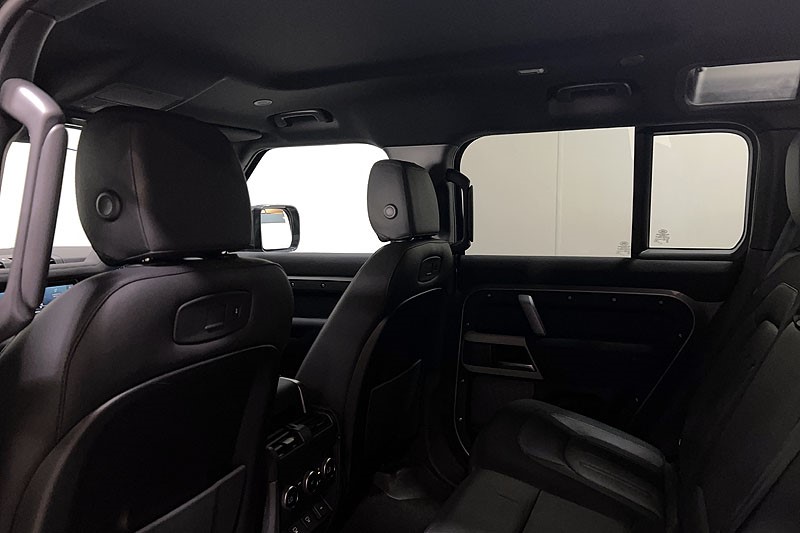 2022 (22) LAND ROVER DEFENDER 2.0 P400e X-Dynamic SE 110 5dr Auto 5200674