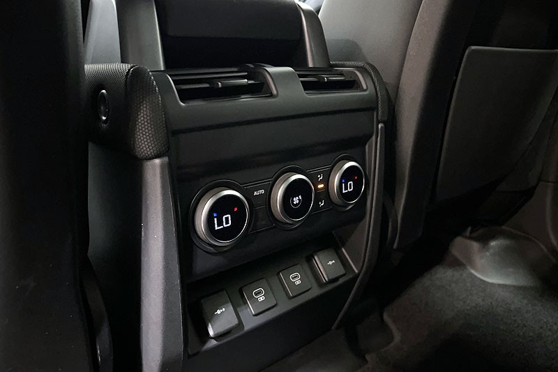 2022 (22) LAND ROVER DEFENDER 2.0 P400e X-Dynamic SE 110 5dr Auto 5200677