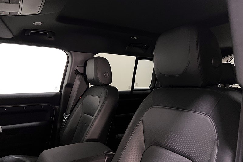 2022 (22) LAND ROVER DEFENDER 2.0 P400e X-Dynamic SE 110 5dr Auto 5200673