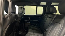 2022 (22) LAND ROVER DEFENDER 2.0 P400e X-Dynamic SE 110 5dr Auto 5200639