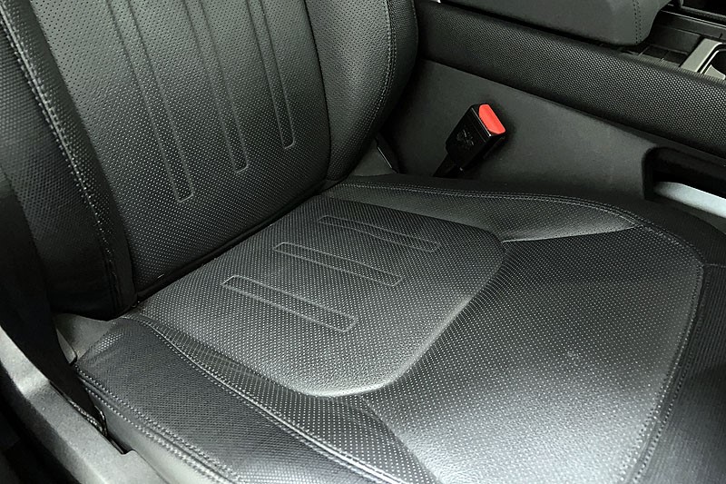 2022 (22) LAND ROVER DEFENDER 2.0 P400e X-Dynamic SE 110 5dr Auto 5200653