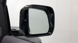 2022 (22) LAND ROVER DEFENDER 2.0 P400e X-Dynamic SE 110 5dr Auto 5200651