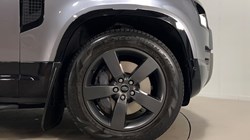 2022 (22) LAND ROVER DEFENDER 2.0 P400e X-Dynamic SE 110 5dr Auto 5200643