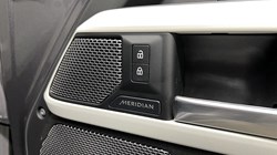 2022 (22) LAND ROVER DEFENDER 2.0 P400e X-Dynamic SE 110 5dr Auto 5200649