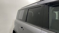 2022 (22) LAND ROVER DEFENDER 2.0 P400e X-Dynamic SE 110 5dr Auto 5200687