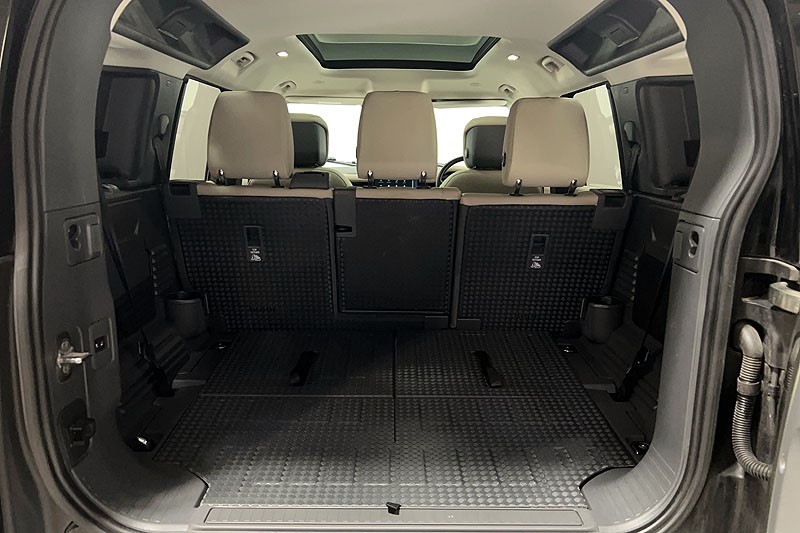 2023 (72) LAND ROVER DEFENDER 3.0 D350 X-Dynamic SE 110 5dr Auto 5205244