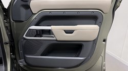 2023 (72) LAND ROVER DEFENDER 3.0 D350 X-Dynamic SE 110 5dr Auto 5205208