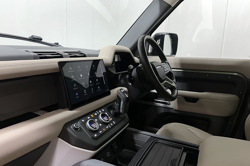 2023 (72) LAND ROVER DEFENDER 3.0 D350 X-Dynamic SE 110 5dr Auto 5205234