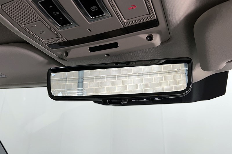 2023 (72) LAND ROVER DEFENDER 3.0 D350 X-Dynamic SE 110 5dr Auto 5205220