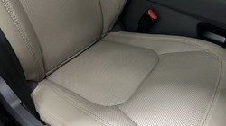 2023 (72) LAND ROVER DEFENDER 3.0 D350 X-Dynamic SE 110 5dr Auto 5205213