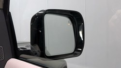 2023 (72) LAND ROVER DEFENDER 3.0 D350 X-Dynamic SE 110 5dr Auto 5205211