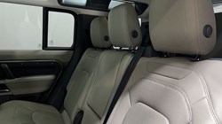 2023 (72) LAND ROVER DEFENDER 3.0 D350 X-Dynamic SE 110 5dr Auto 5205237