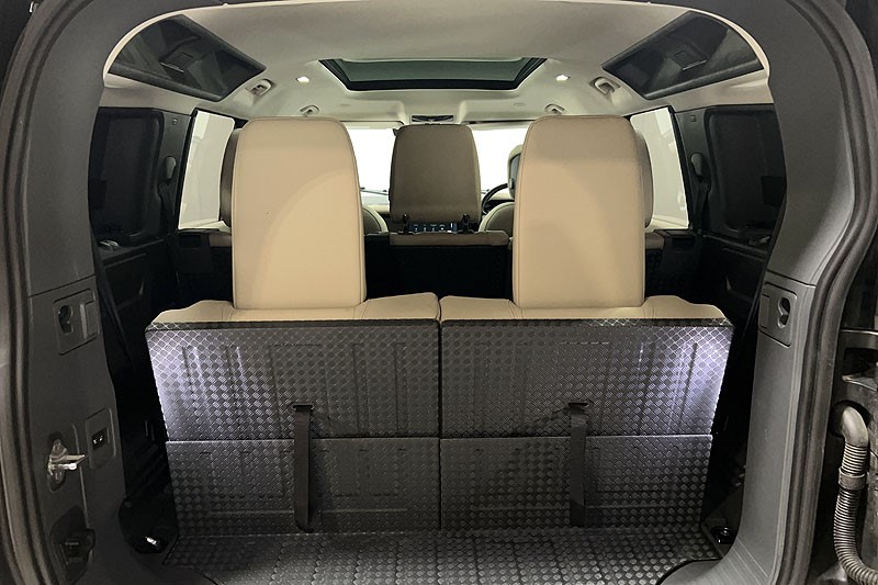 2023 (72) LAND ROVER DEFENDER 3.0 D350 X-Dynamic SE 110 5dr Auto 5205242