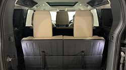 2023 (72) LAND ROVER DEFENDER 3.0 D350 X-Dynamic SE 110 5dr Auto 5205242