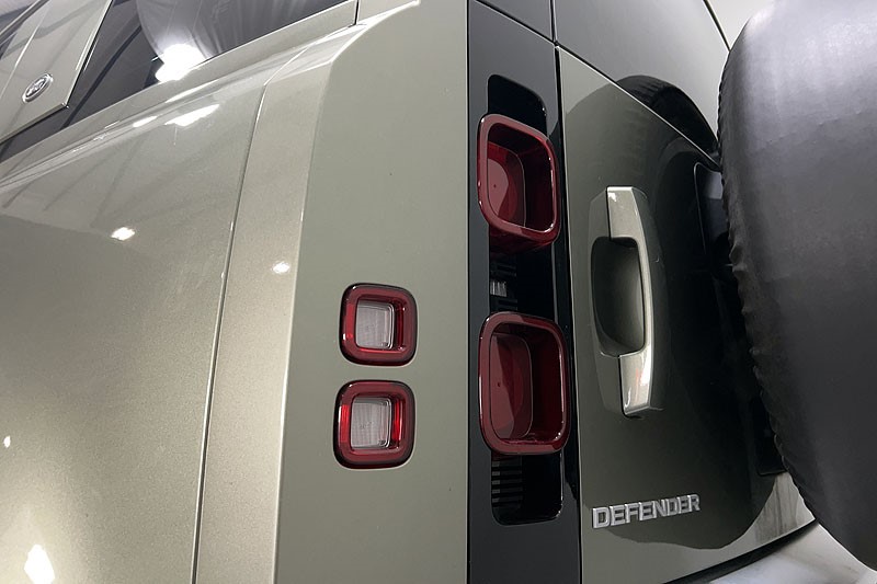 2023 (72) LAND ROVER DEFENDER 3.0 D350 X-Dynamic SE 110 5dr Auto 5205245