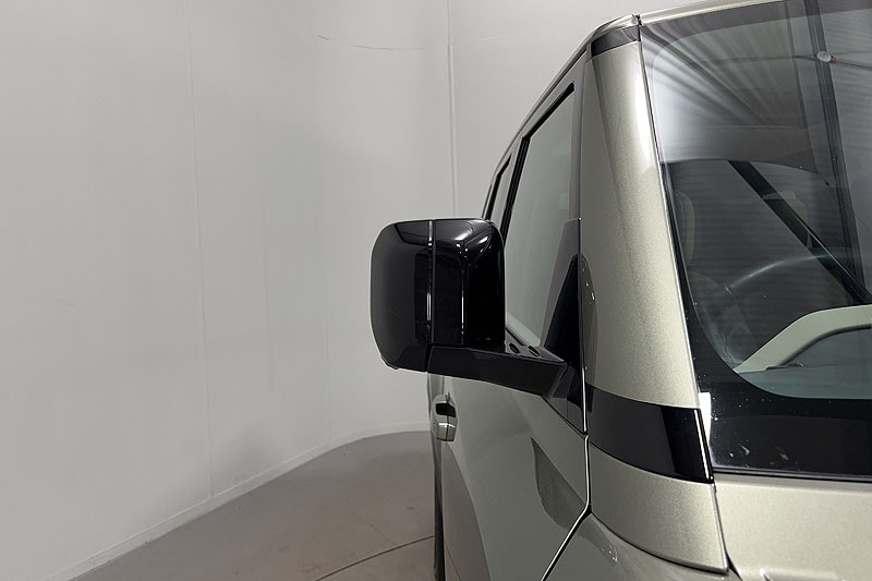 2023 (72) LAND ROVER DEFENDER 3.0 D350 X-Dynamic SE 110 5dr Auto 5205251