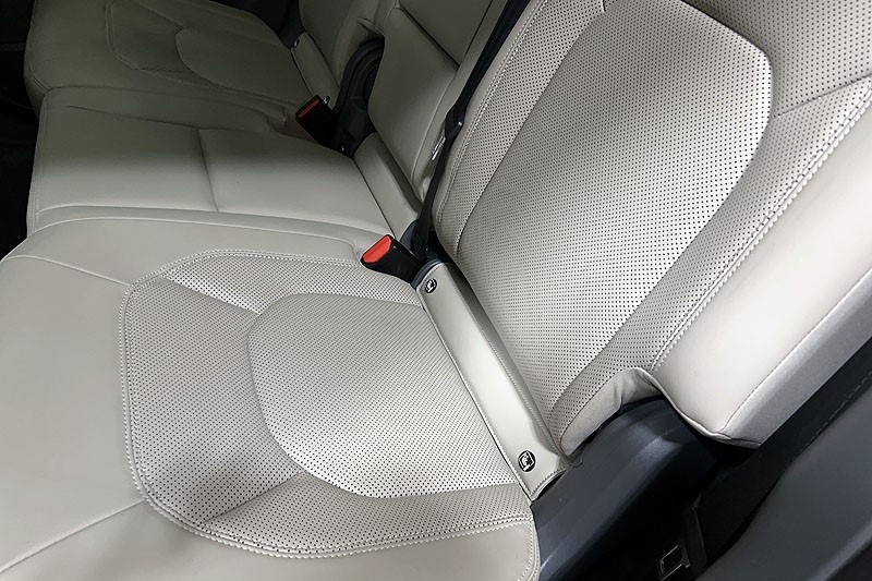 2023 (72) LAND ROVER DEFENDER 3.0 D350 X-Dynamic SE 110 5dr Auto 5205238