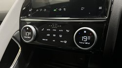 2024 (24) JAGUAR E-PACE 2.0 D200 R-Dynamic SE Black 5dr Auto 5201328
