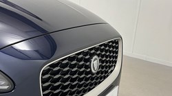 2024 (24) JAGUAR E-PACE 2.0 D200 R-Dynamic SE Black 5dr Auto 5201347