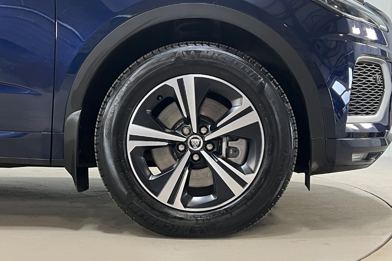 2024 (24) JAGUAR E-PACE 2.0 D200 R-Dynamic SE Black 5dr Auto 5201309