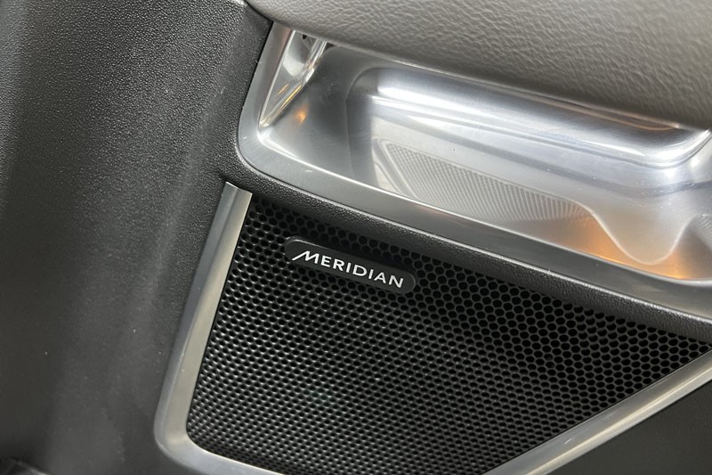 2024 (24) JAGUAR E-PACE 2.0 D200 R-Dynamic SE Black 5dr Auto 5201318