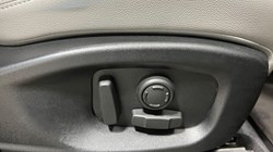 2024 (24) JAGUAR E-PACE 2.0 D200 R-Dynamic SE Black 5dr Auto 5201319