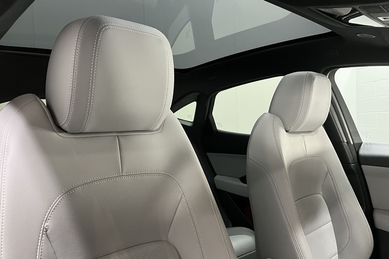 2024 (24) JAGUAR E-PACE 2.0 D200 R-Dynamic SE Black 5dr Auto 5201321