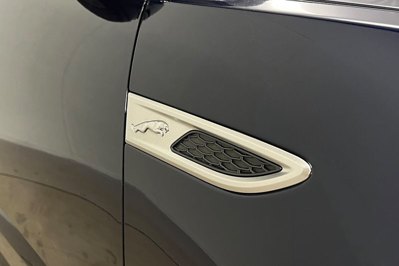 2024 (24) JAGUAR E-PACE 2.0 D200 R-Dynamic SE Black 5dr Auto 5201345