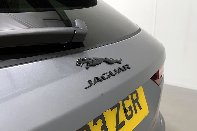2023 (23) JAGUAR F-PACE 2.0 D200 R-Dynamic S 5dr Auto AWD 5213121