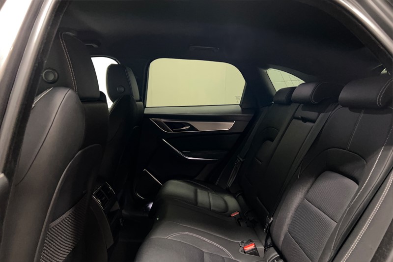 2023 (23) JAGUAR F-PACE 2.0 D200 R-Dynamic S 5dr Auto AWD 5213075