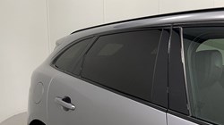 2023 (23) JAGUAR F-PACE 2.0 D200 R-Dynamic S 5dr Auto AWD 5213122