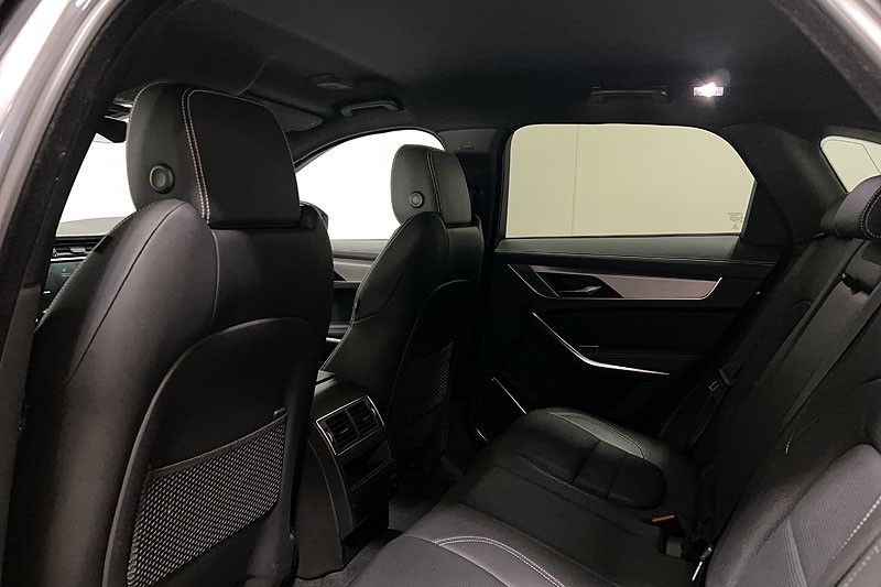 2023 (23) JAGUAR F-PACE 2.0 D200 R-Dynamic S 5dr Auto AWD 5213108