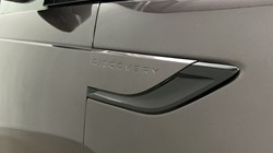 2023 (73) LAND ROVER DISCOVERY 3.0 D300 Dynamic SE 5dr Auto 5291785