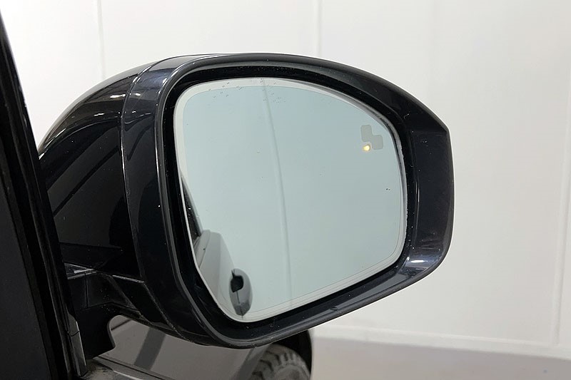 2023 (73) LAND ROVER DISCOVERY 3.0 D300 Dynamic SE 5dr Auto 5291745